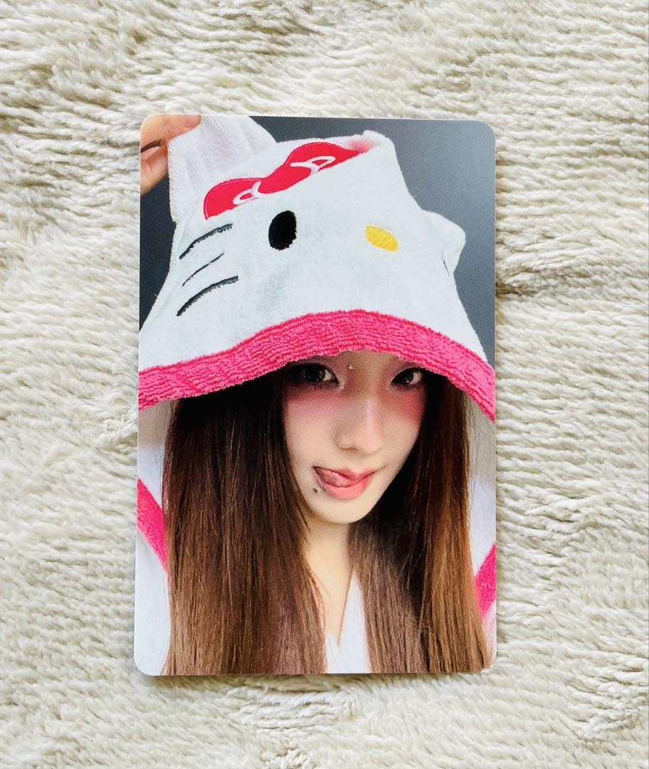 

[Б/У] JISOO [ИПОТЕЧНАЯ] ФОТОКАРТА