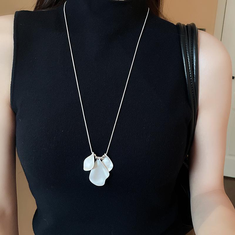 Collana con Perline per Clavicola Resort Bohemien - Accessorio di Moda di Lusso Leggero di Alta Gamma