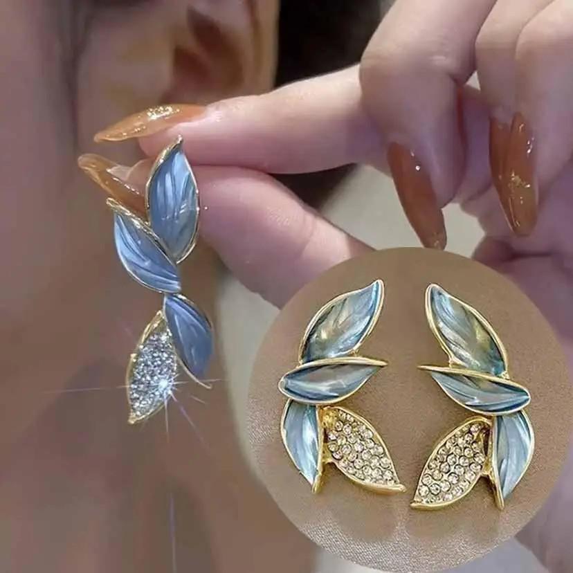 925 Silver Needle Korean Fashion Crystal Flower Earrings For Women Jewelry Trending Luxury Women's French Pearl Earrings