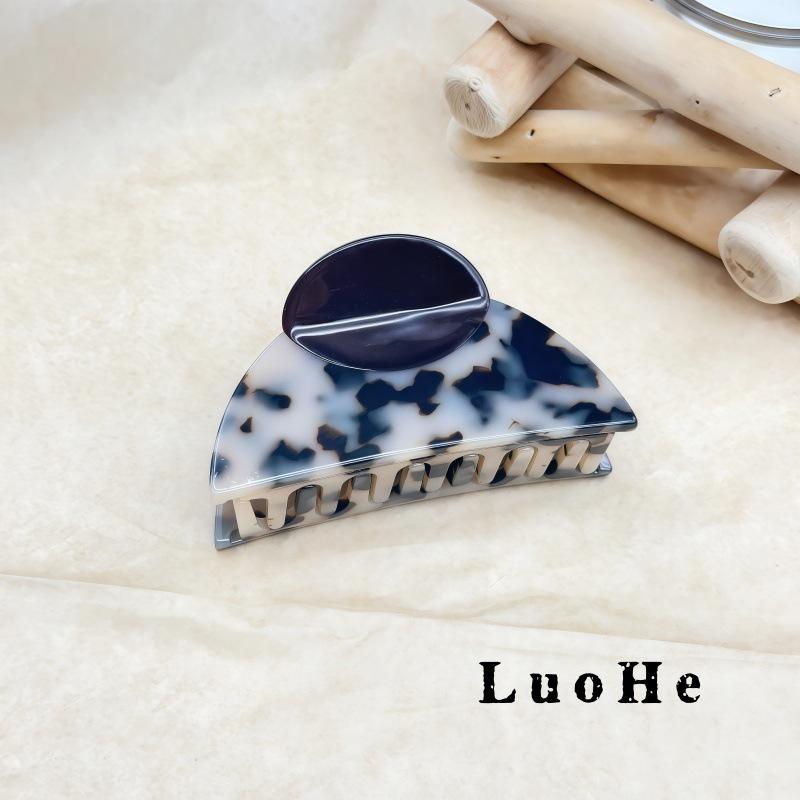 

Luohe Jewelry High-End French Light Luxury Acetate Hair Claw Clip