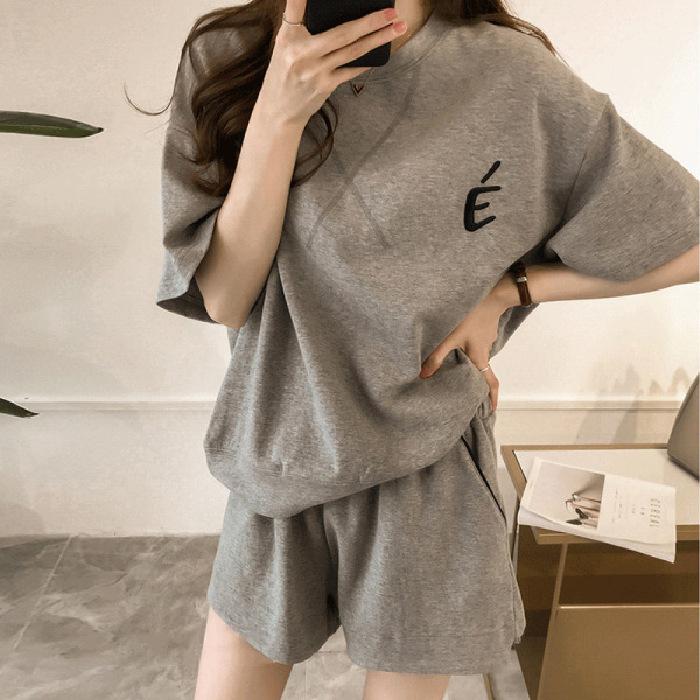 Women's Loose Fit Two Piece Outfit Round Neck Short Sleeve T-Shirt Elastic Waist Casual Shorts Tracksuit Set