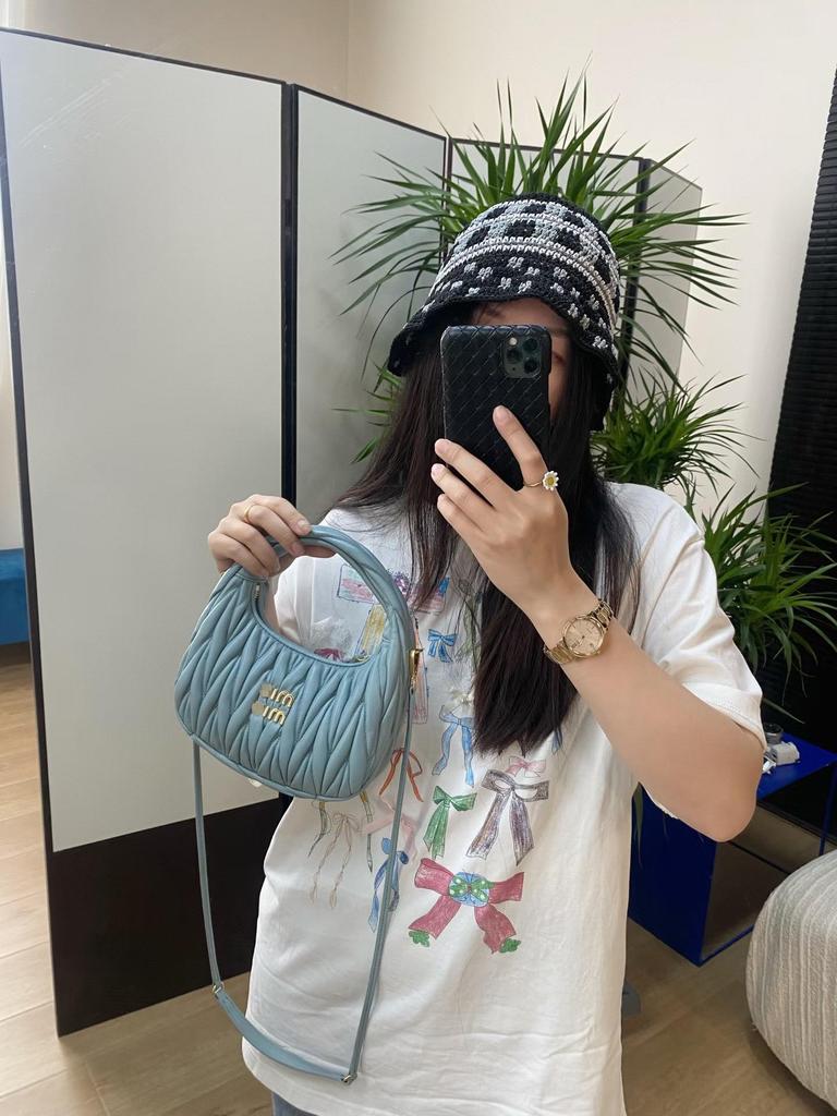 Miu House Lambskin Ruched Dumpling Hobo Bag: Trendy Crescent Underarm Crossbody for Women