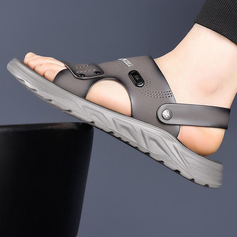 Fashion New Summer Minimalist Design Leather Men Sandals Outdoor Breathable Casual Handmade Comfortable Fashion Soft Sole Beach Sandals