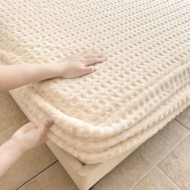 WOSTAR 1PC Warm Soft Waffle Jacquard Fitted Sheet Elastic Mattress Protector Cover Winter Fluffy Coral Fleece Bed Linens 150x190 Pillowcase No sheet