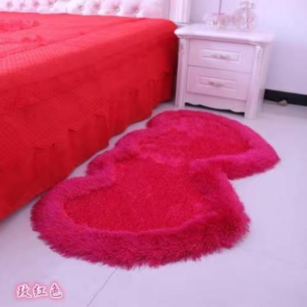 Herz-Teppich Herzförmige Schlafzimmer-Fußmatte Nachttisch-Teppich Heim-Hochzeitsteppich