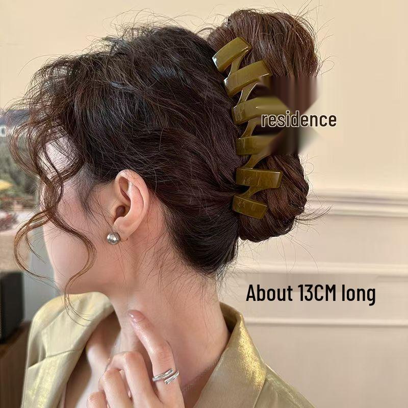 Großer französischer Retro-Klammer-Haarclip für elegante Damenfrisuren.