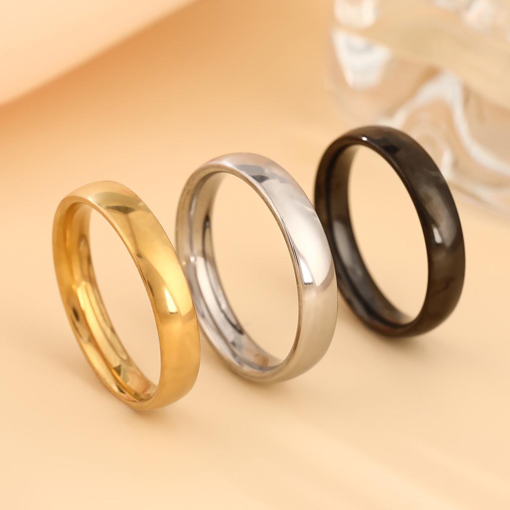 S/Acier Inoxydable Couleur Dorée Anneau Large de 4 mm Femmes Hommes Minimaliste Lisse Anneaux Tendance Bijoux de Couple Cadeau de Mariage