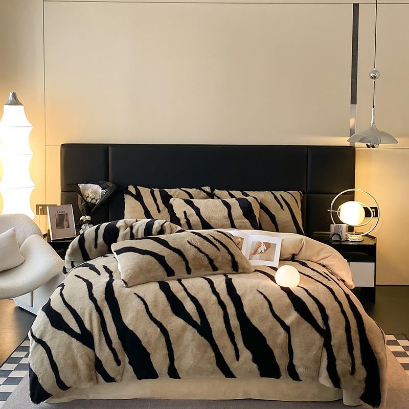 4Pcs Thickened Winter Faux Rabbit Milk Velvet Zebra Print Bedding Set Short Plush Soft Warm Duvet Cover Set Bed Sheet Pillowcase