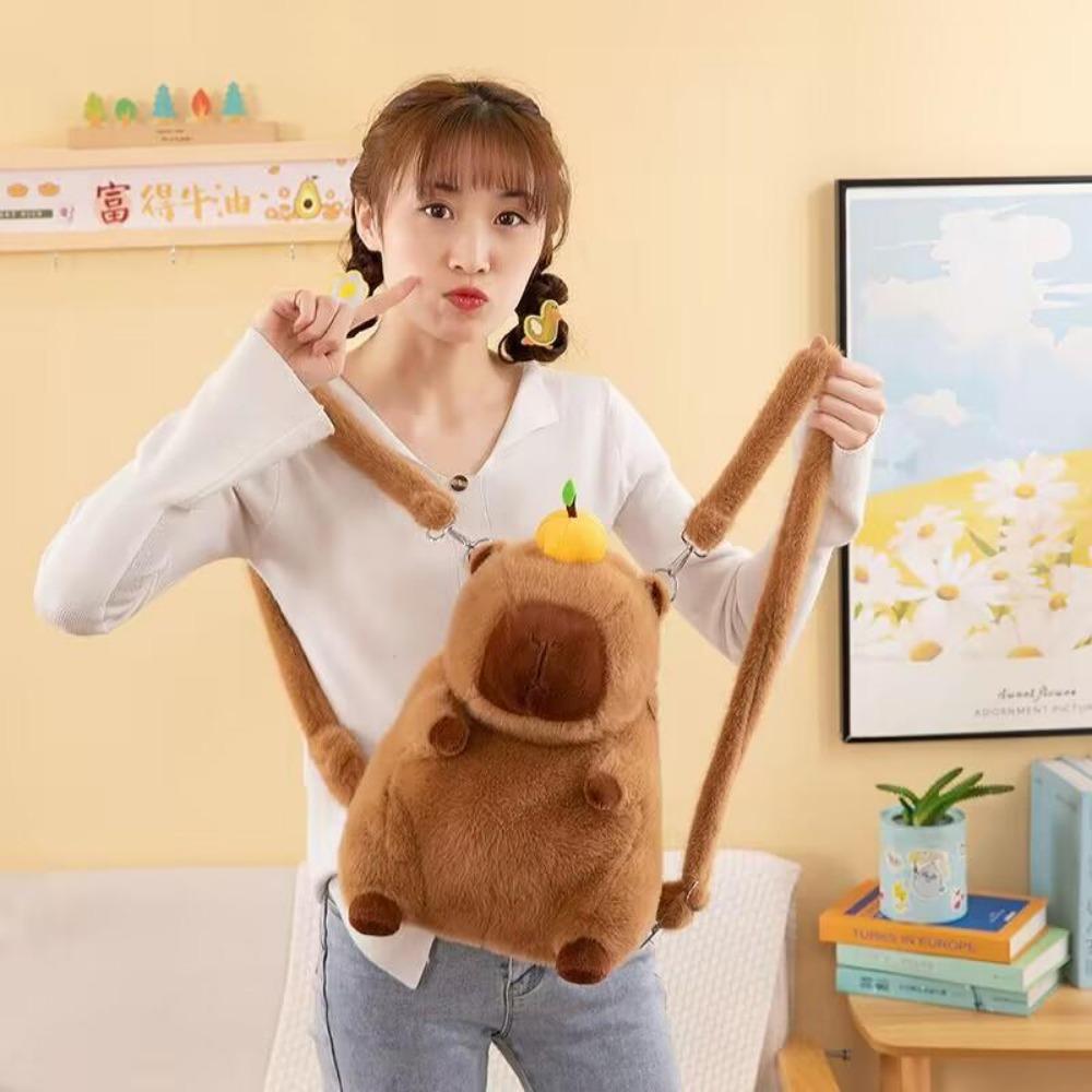 Capybara peluş sırt çantası Kawaii moda peluş bebek kürk çanta çocuk çantası omuzdan askili çanta Mini sırt çantası çanta kız arkadaşı için hediyeler