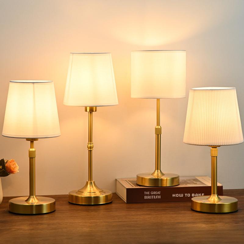 Vintage French Retro Rechargeable Bedside Lamp - High-End Creative Table Lamp for Bedroom Decor