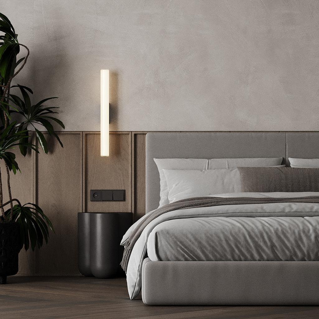 Kinkiet Ścienny Nowoczesny Biały Szklana Tuba W Kreski 45 Cm Ip44 Zmienna Barwa Led 8W Linea Light Prestige
