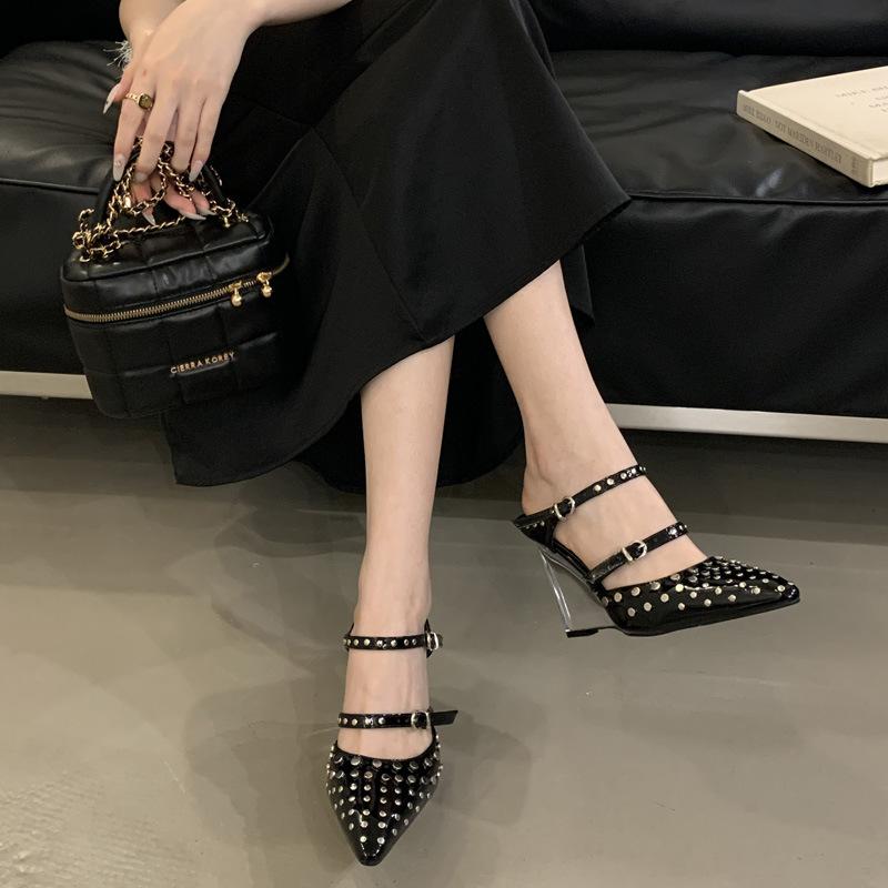 

Подиумные туфли-лодочки на заклепках, новые высокие каблуки, повседневные универсальные женские туфли с острым носком, хрустальный клиновидный каблук, уличные шлепанцы для женщин 40 чёрный