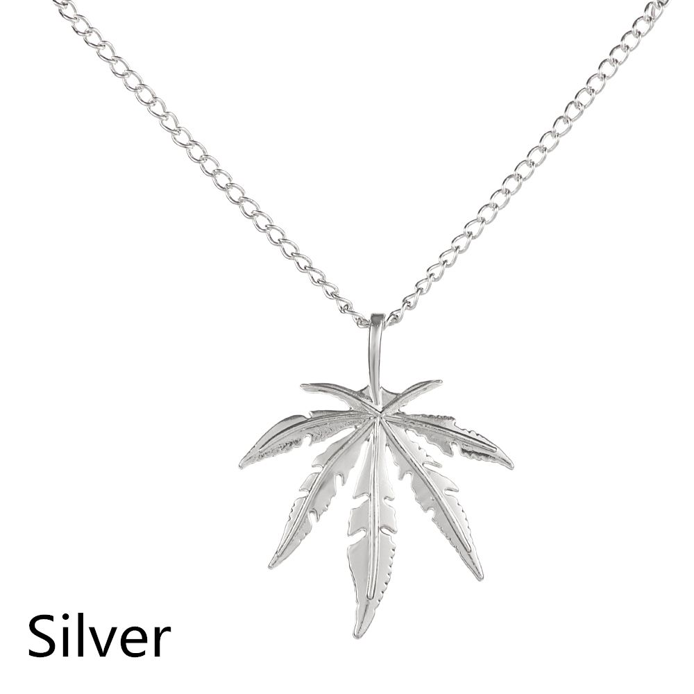 Gift Fashion Titanium Steel Rock Punk Retro Hip Hop Choker Leaf Pendant Maple Leaf Necklace