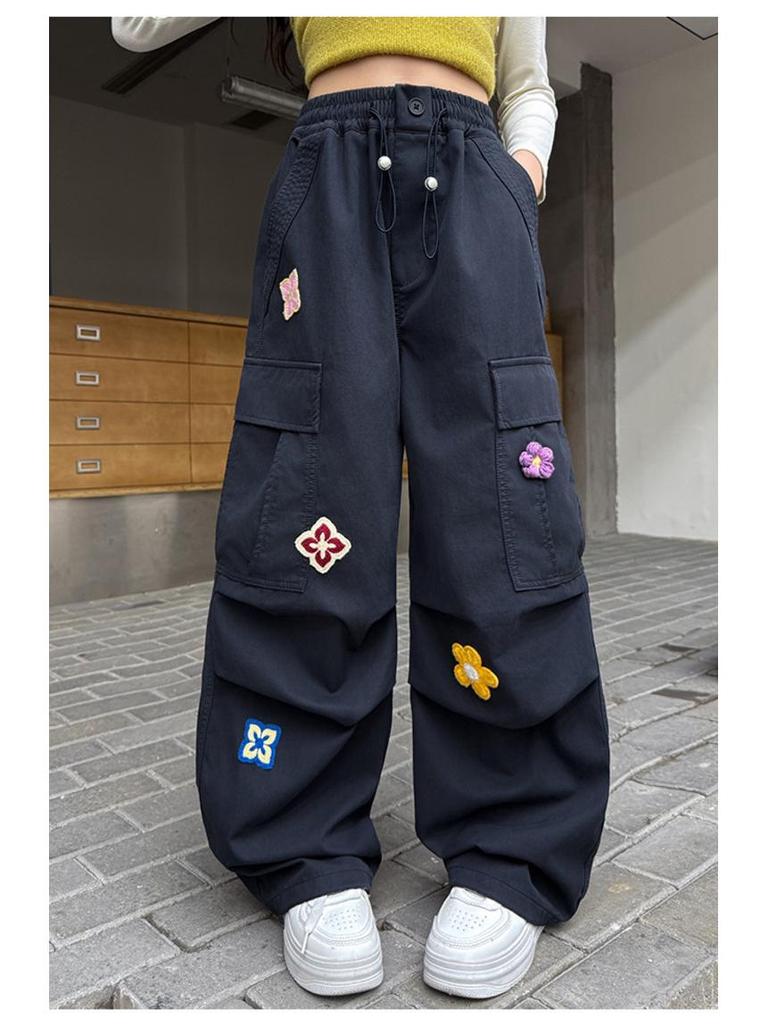 Girls' Autumn Casual Wide-Leg Cargo Pants with Korean Street Style and Trendy Embroidered Design