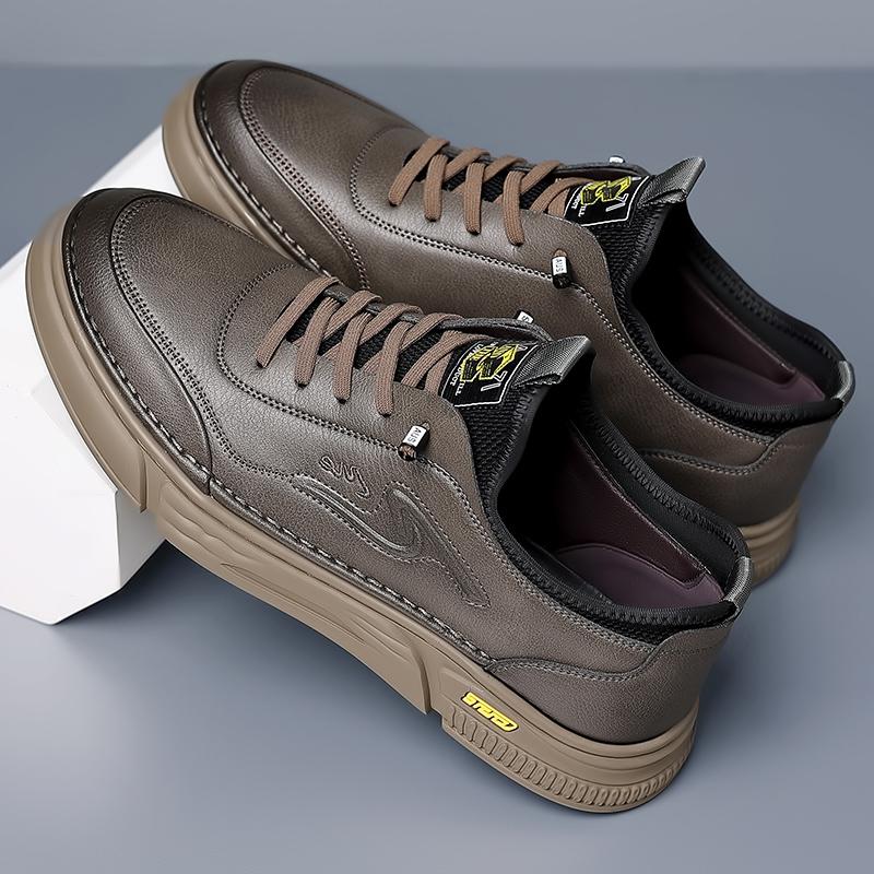 Fashion New British Style Men Casual Leather Walking Shoes Stylish Breathable Comfortable Leather Sport Shoes Antiskid Outdoor Sneakers