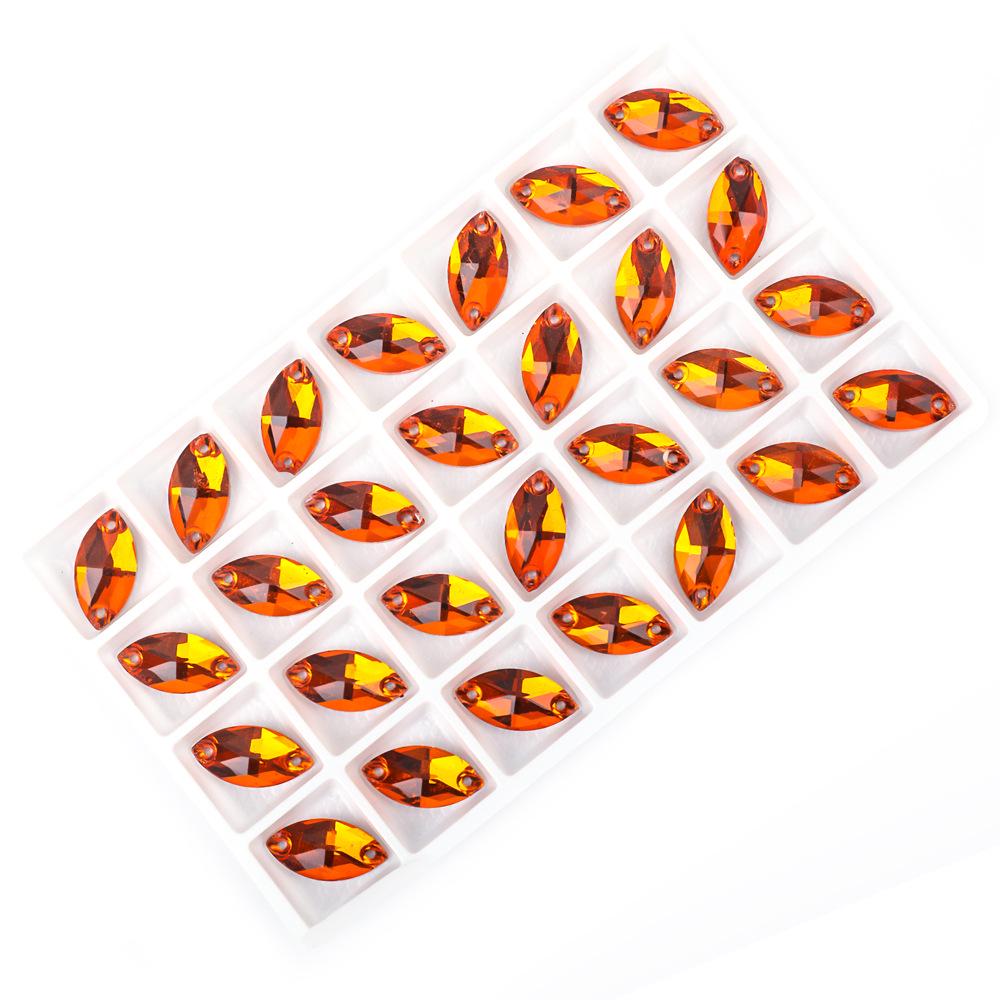 

Вэй Чэнь Маркиз Страз Ручная Вышивка Плоская Пуговица для DIY Вечерних и Свадебных Платьев Аксессуары 9*18mm, 28 pcs/pack