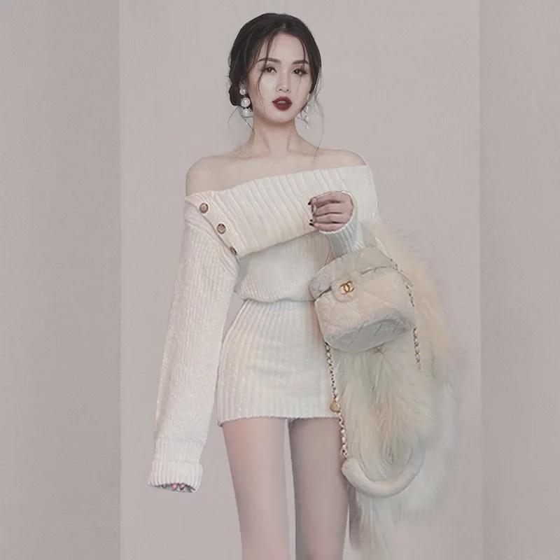 "American Hot Girl Fashion One-Shoulder Knitted Short Sweater Dress for Women - Autumn/Winter"