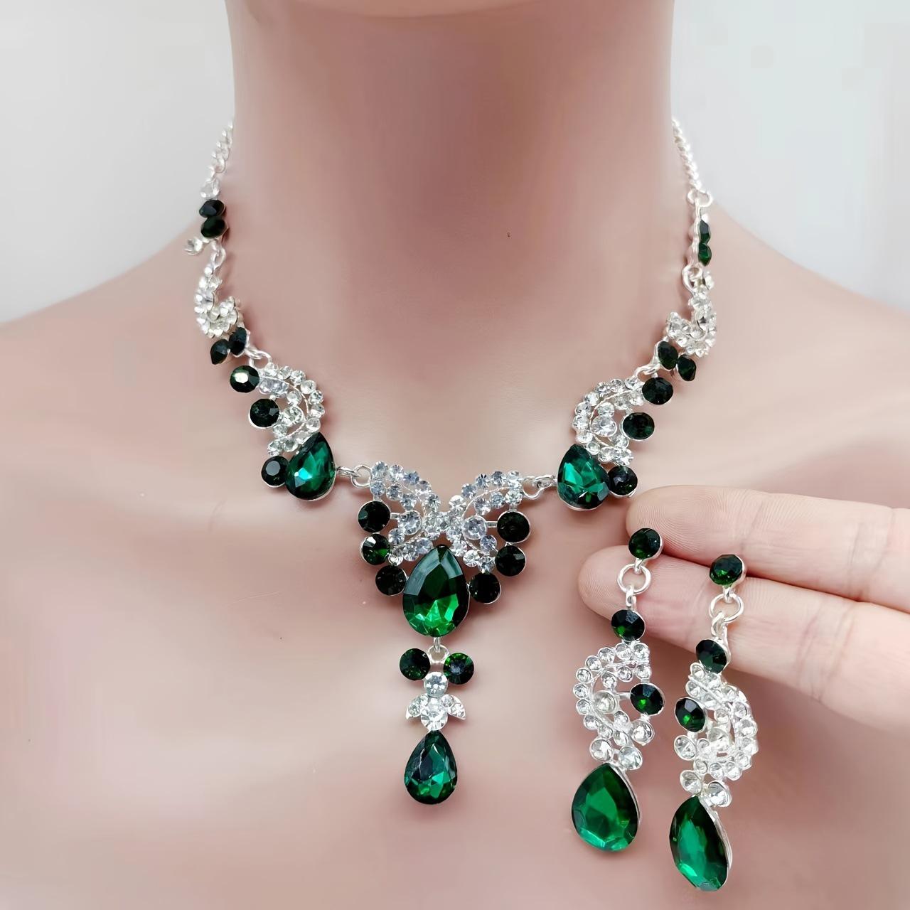 

Комплект из ожерелья и серег из циркония для невесты - свадебные ювелирные аксессуары