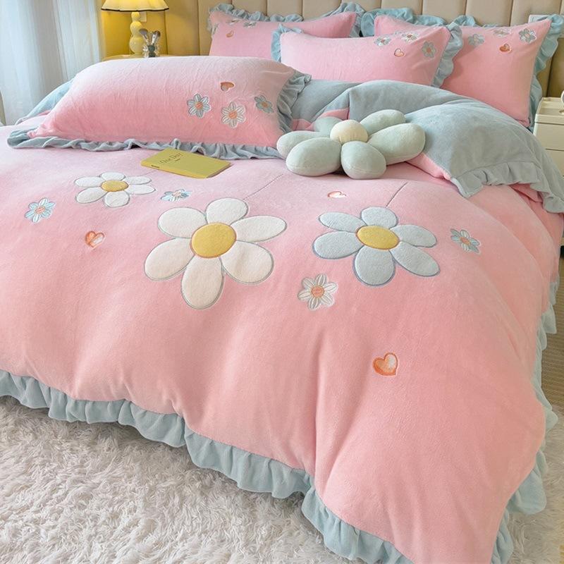 Princess Wind Thickened Milk Coral Fleece Bed Four-Piece Set Fleece Bedding Plush Quilt Cover Bed Sheet Person