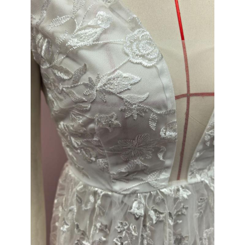 Women White 3D Floral Lace Deep V Sheer Tulle A Line Wedding Dress Spring Elegant Bridal Train Maxi Gown Formal Wedding Guest Evening Party Dress