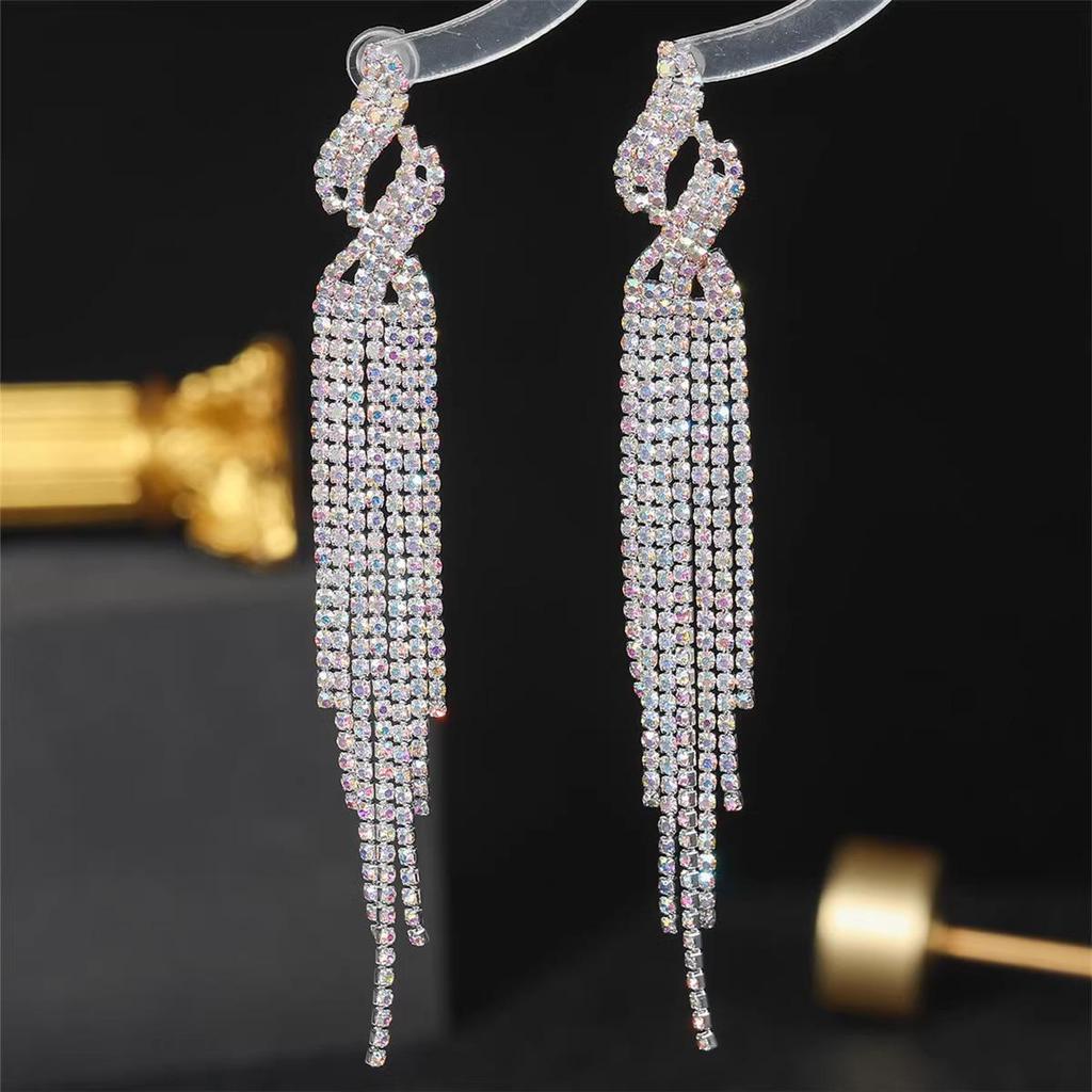 Elegant Tassel Long Earrings: European & American Fashion, High-End Prom & Evening Goddess Style.