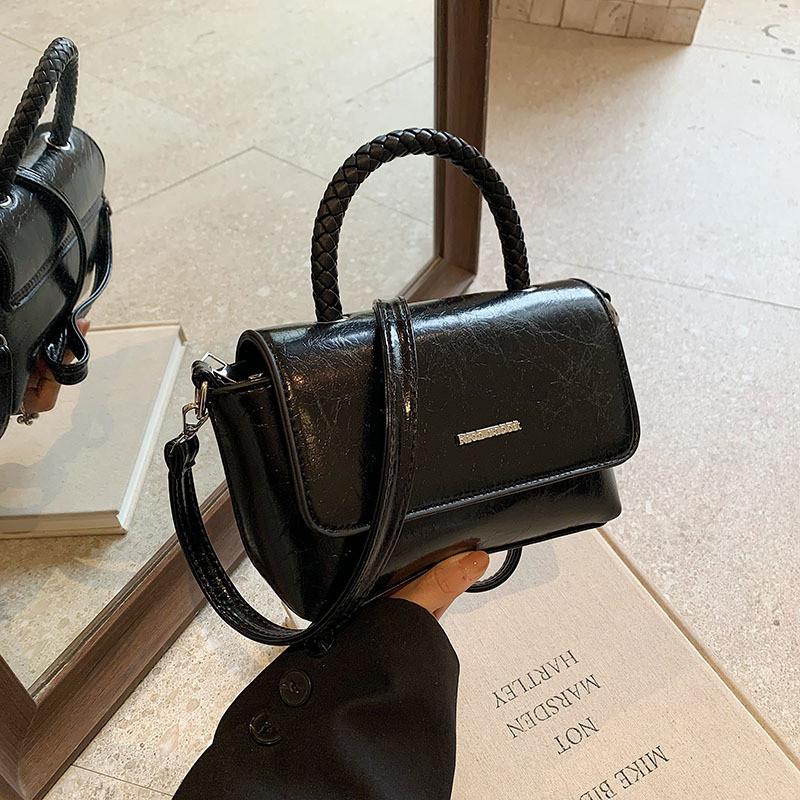 Stylish Vintage Women's Shoulder Bag Chic Summer Crossbody Handheld Fashion Purse