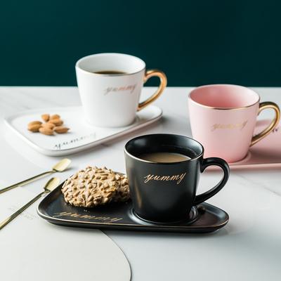 Kaffeetasse und Teetasse mit Goldrand aus Keramik, Set mit Porzellanlöffel und Untertasse, süße Desserttassen aus Knochenporzellan, Teeservice