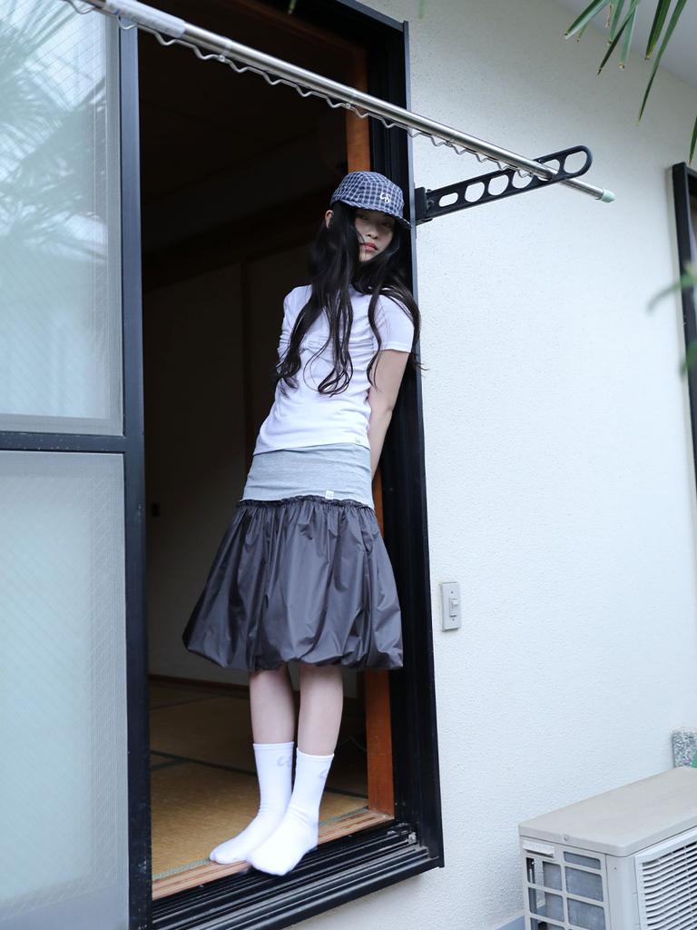 Eogeulliswedou Ribbon T-Shirt (White)