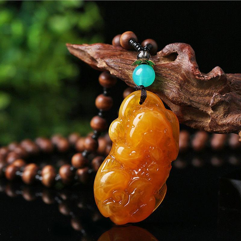 Náhrdelník s jantárovým príveskom v etnickom štýle, retiazka na sveter