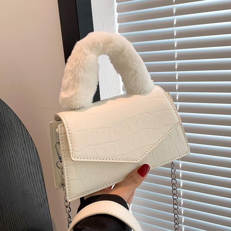 

Стандартная корейская сумка-мессенджер из каменной кожи для женщин, плюшевые модные сумки, сумки на цепочке, коричневый и розовый вечерний клатч, новый