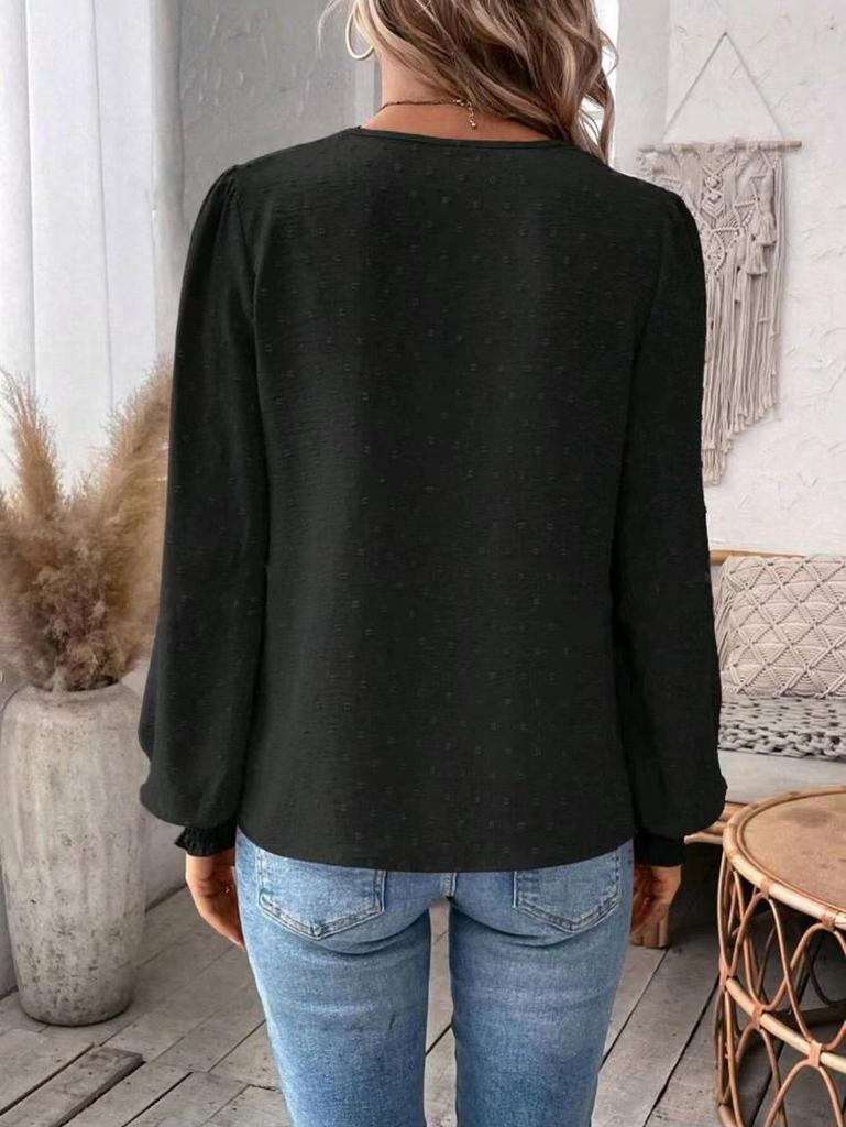2024 Women's Appliqué Cutwork Ruching Shirt
