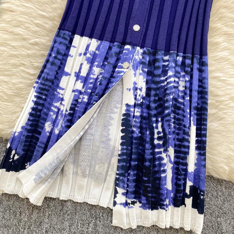 Simple Sleeveless Knitted Dress for Women Featuring A Summer Patchwork Single-breasted Design