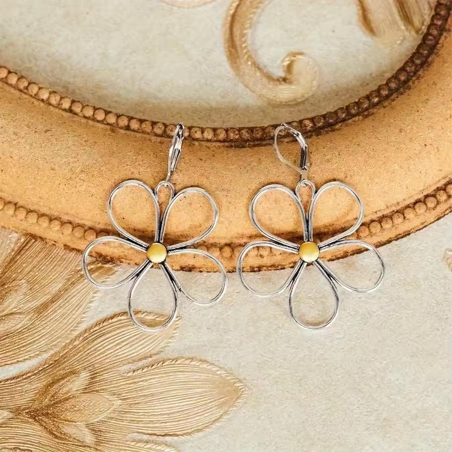 Good Hanging for Women's Daily Casual Birthday Party Hollow Flower Earrings Retro Jewelry Gifts Bohemian Style