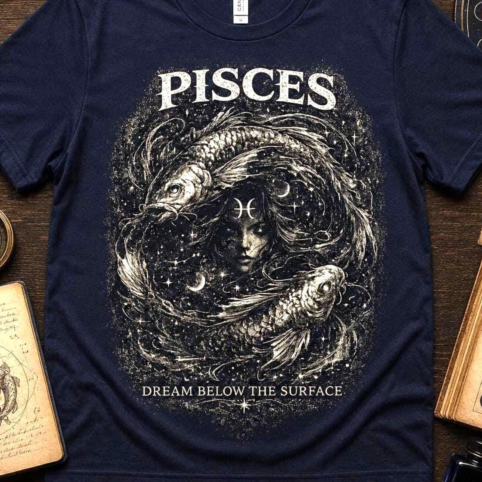 Pisces Zodiac Shirt, Gothic Astrology Tee | Dark Academia Horoscope T-Shirt, Celestial Pisces Apparel, Pisces Gift for Women Men 4XL