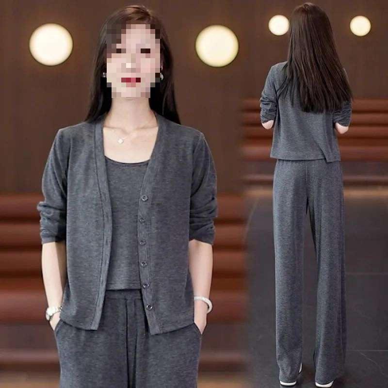

2026 Autumn Women s Chic Casual Three-Piece Set: Slimming Cardigan, Vest & Straight-Leg Pants 2XL (Approx. 125-140 lbs)