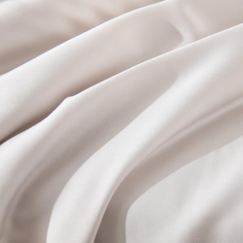 MUJI Waschbare kühlende Maulbeerseiden-Bettdecke