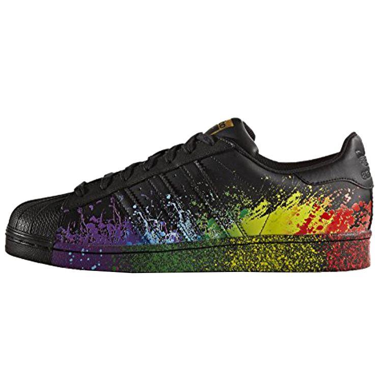 

Кроссовки унисекс adidas Superstar Pride Black Core-Black Gold-Met. BB1687