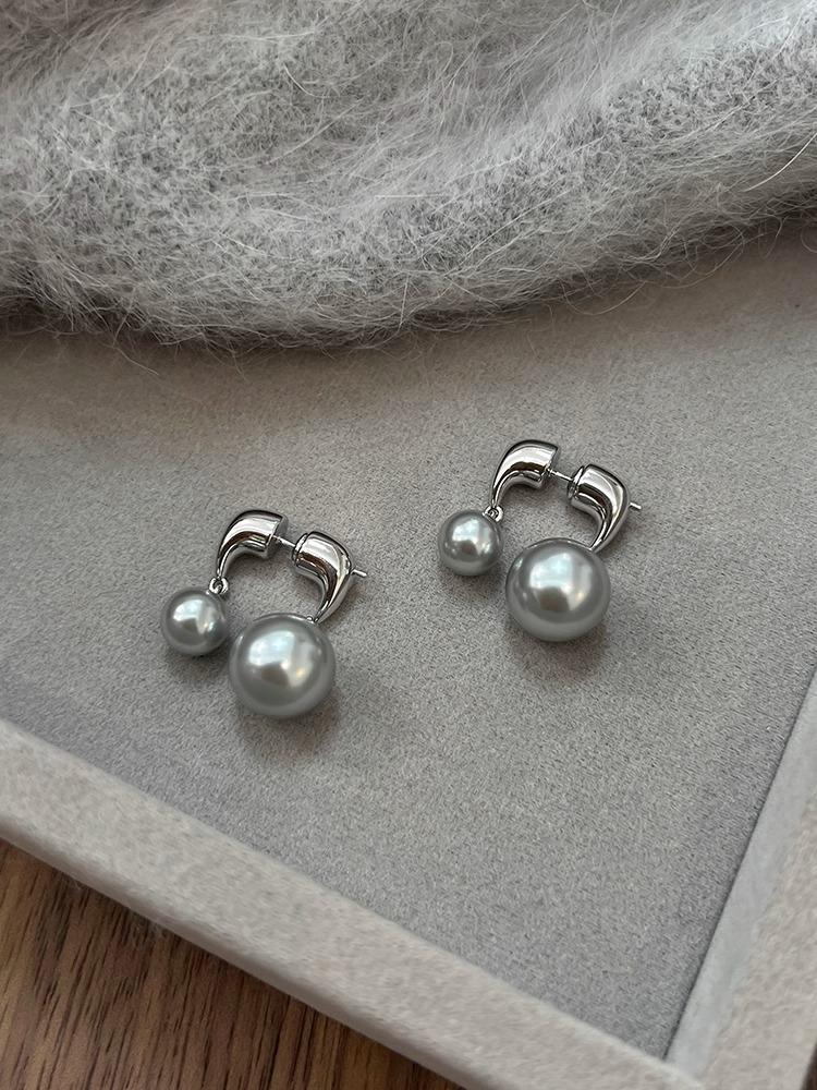 High-end silver-gray pearl front and rear niche earrings autumn and winter women's earrings new explosion
