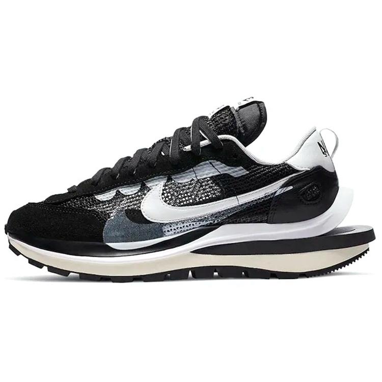 

Новые Nike Sacai X VaporWaffle Black White CV1363-001 35.5