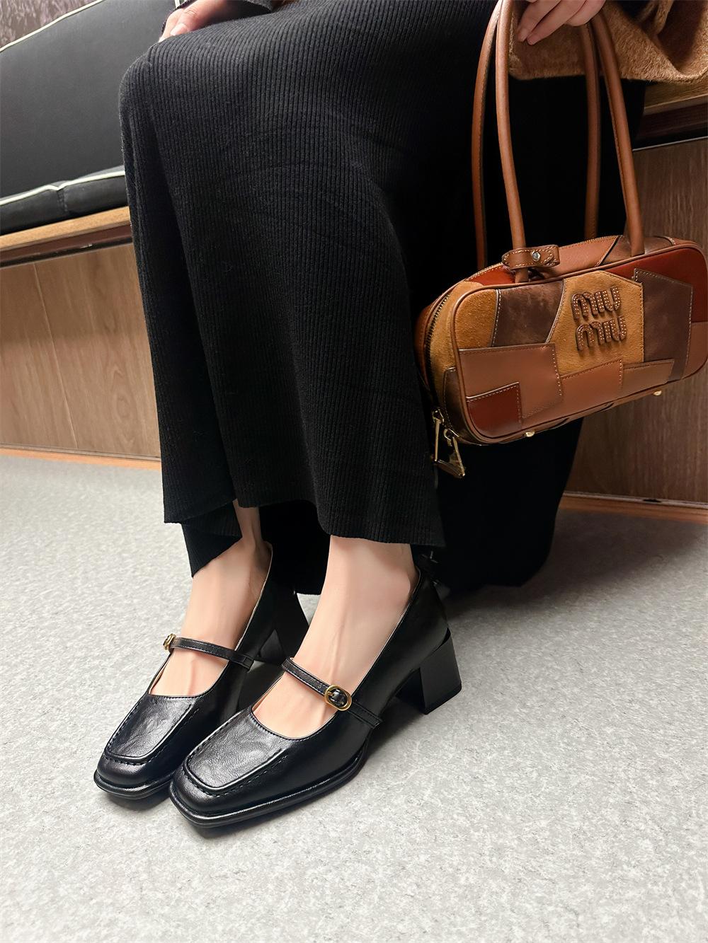 

Sheepskin~ retro leather one-button thick heel high heels women s head Mary Jane shoes light mouth versatile single shoes ladyshoes 40