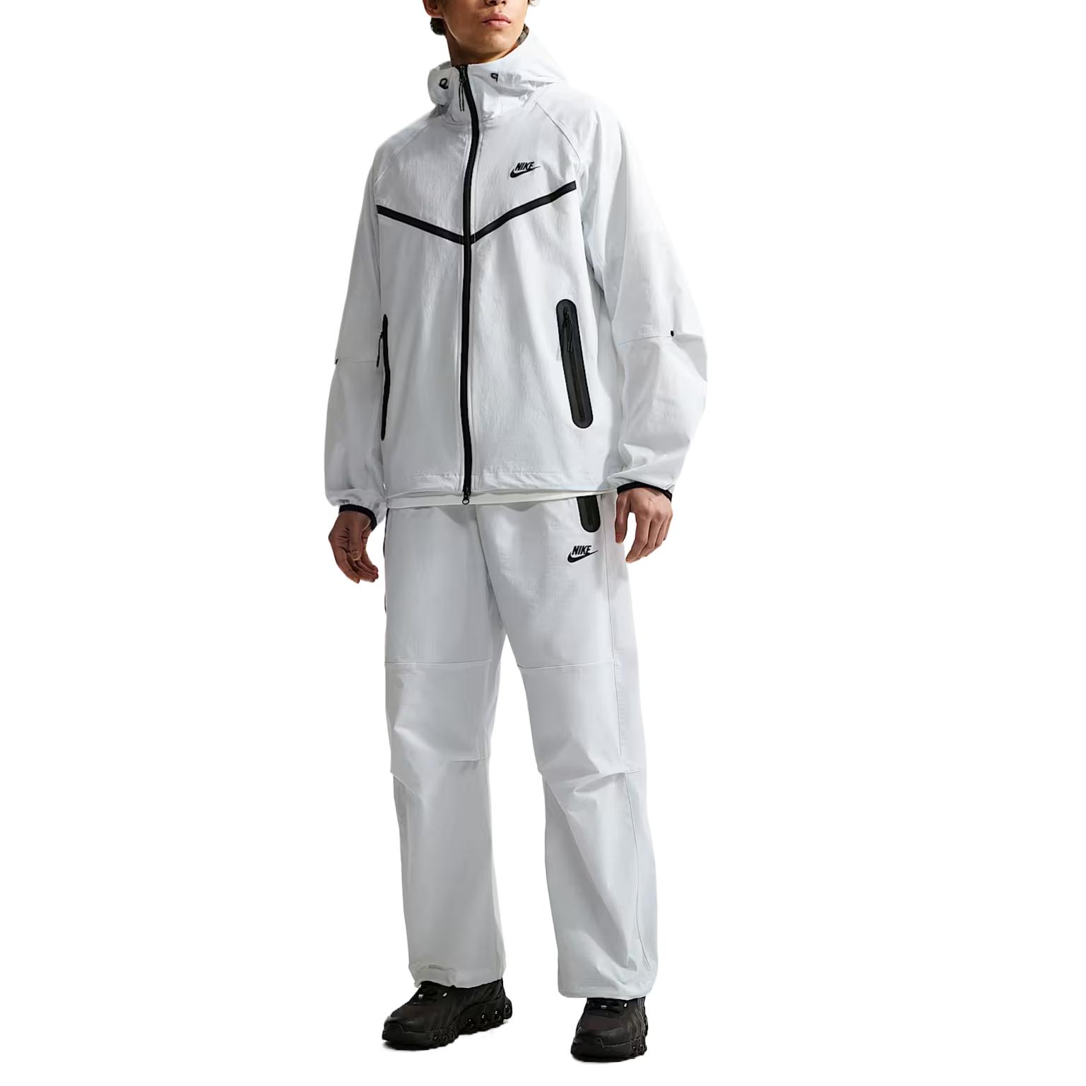 

Nike Quick-Dry Relaxed Woven Casual Jacket Men Jackets IU7635-101 XL