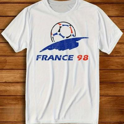 Pánské retro fotbalové tričko z MS 1998 Obsahuje oficiální logo a číslo 98 Vintage design fotbalového dresu Pohodlné tričko