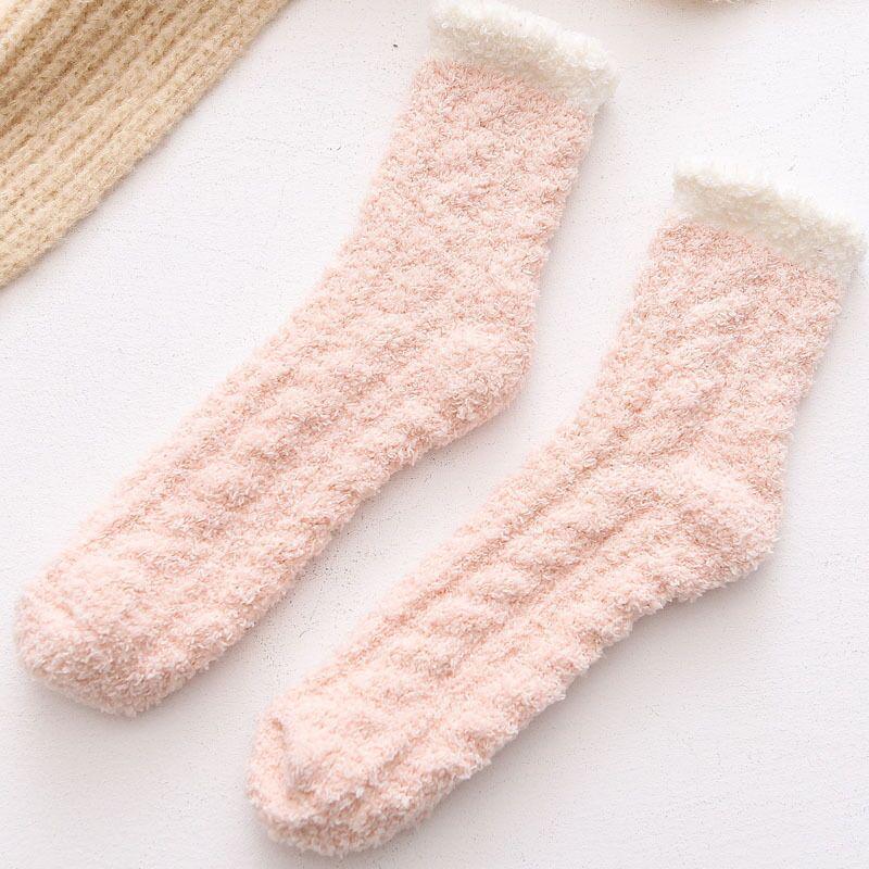 Women's Mid-Calf Coral Fleece Socks: Half-Sided Fleece, Cat Paw Design, Cute & Cozy for Autumn/Winter