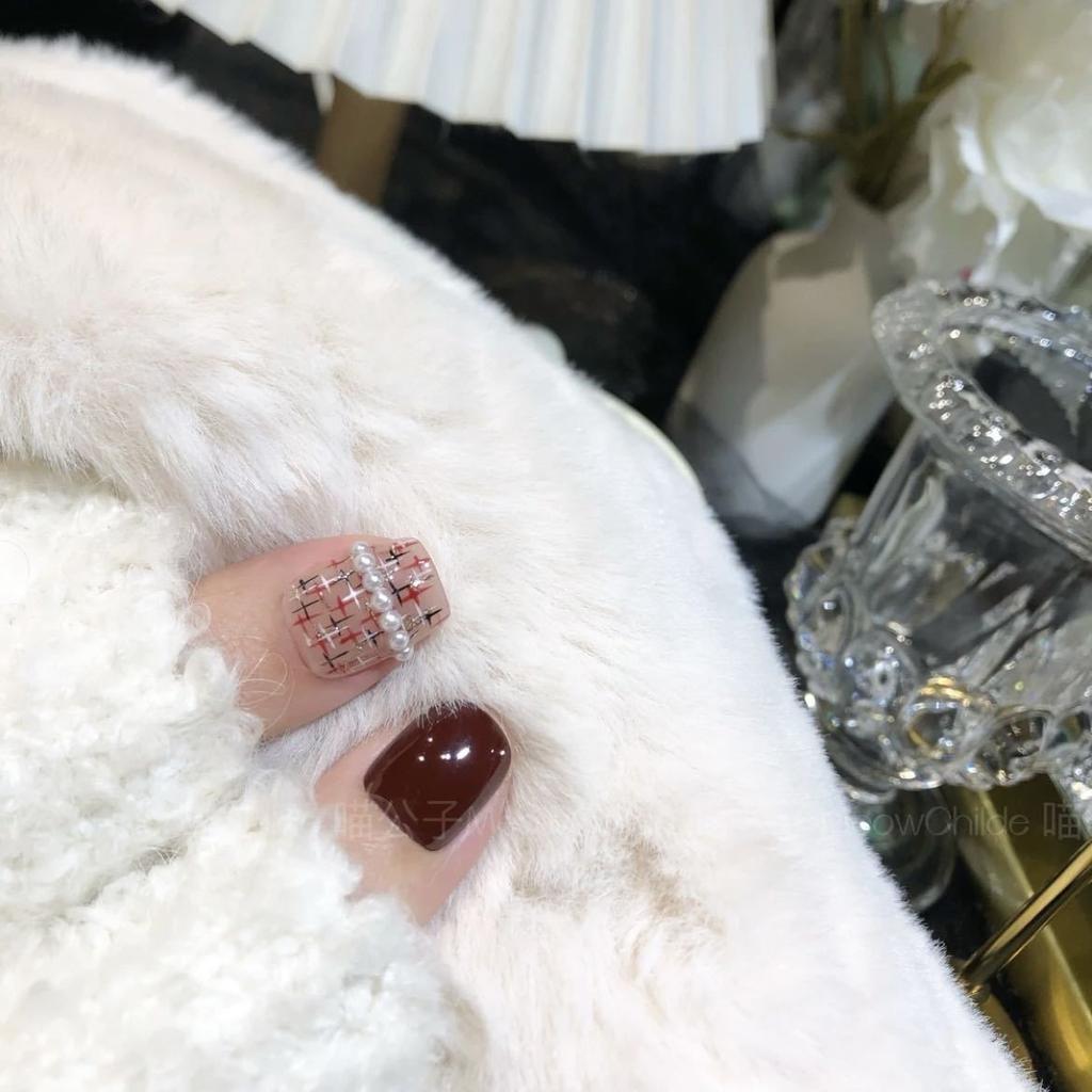 Pure Hand-made Phototherapy Wearer Red Wool Small Fragrance Style Finished Product Reusable Manicure Patch