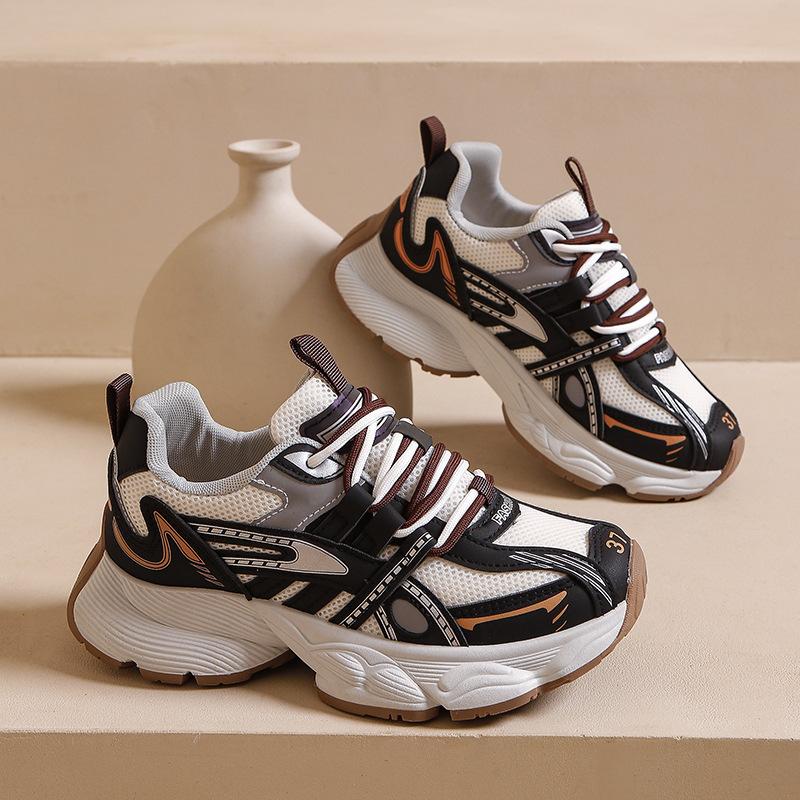 

Европейская станция показывает ноги маленькие папины туфли женские осень 2025 новые маленькие толстые подошвы легкие кроссовки для бега повседневные спортивные кроссовки 35