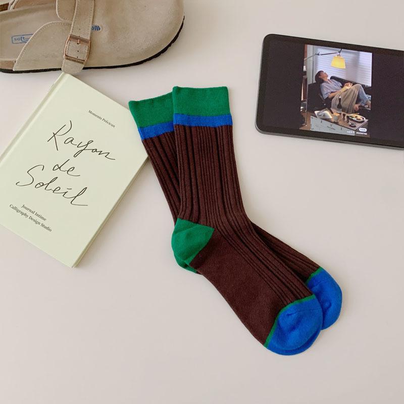 Female Spring and Summer New Trend Match Color Embroidery In Long Tube Cotton Socks