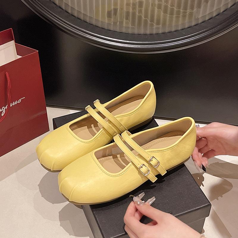 

Туфли Мэри Джейн женские с двойной пряжкой 2025 лето с мелким вырезом супермягкая плоская подошва с юбкой одинарные туфли 35 жёлтый