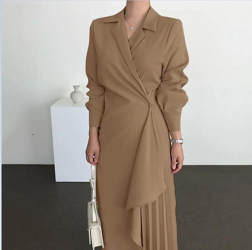 Vintage Style Womens Formal Dress With Pleated Design For Elegant Occasions