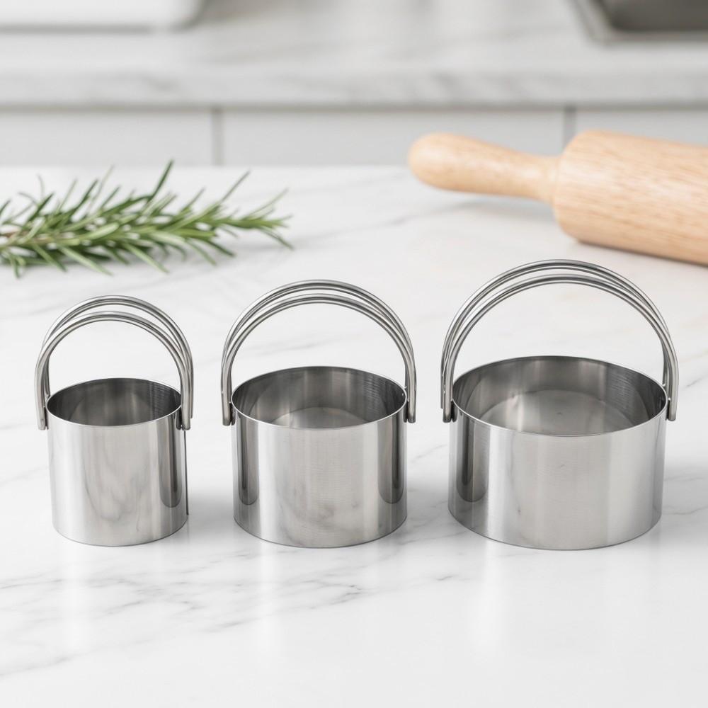 5 Stück Edelstahl-Keksformen mit Griff Sternförmige Ausstecher Weihnachten