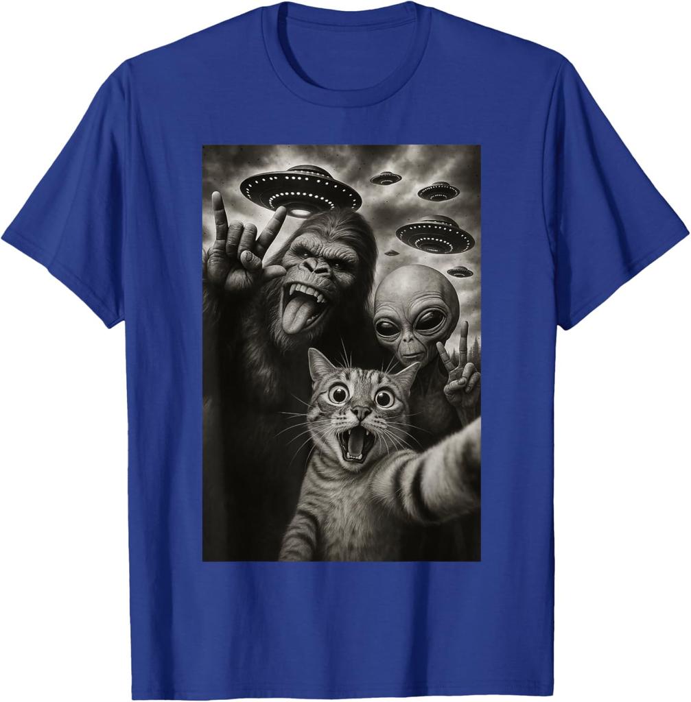 Funny Cat Bigfoot Alien Rock On Hand Sign UFO Selfie UFO Alien Unisex T-Shirt